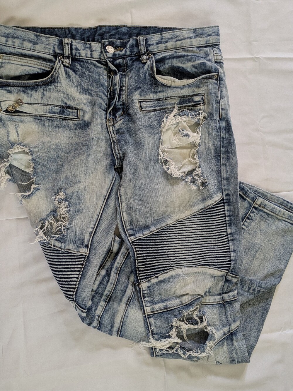 DOPE Men's Light Wash Blue Distressed Jeans